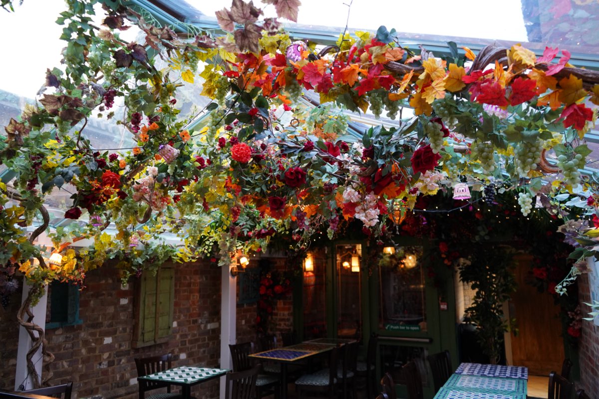Inside Tarboush Tring, Lebanese & Mediterranean restaurant in Tring