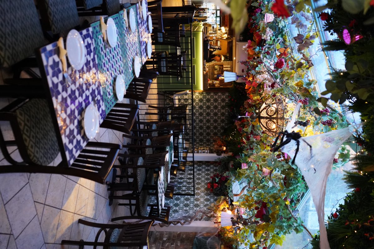Inside Tarboush Tring, Lebanese & Mediterranean restaurant in Tring
